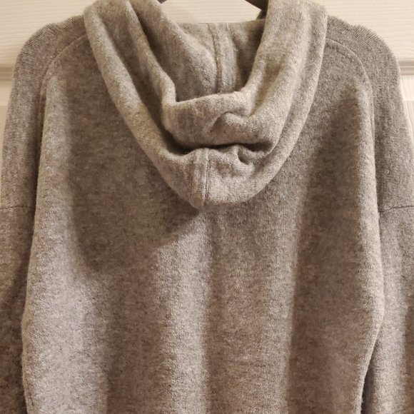 J. Crew Hoodie Sweater in Super Soft Yarn - Large/Heather Graphite - Picture 4 of 5